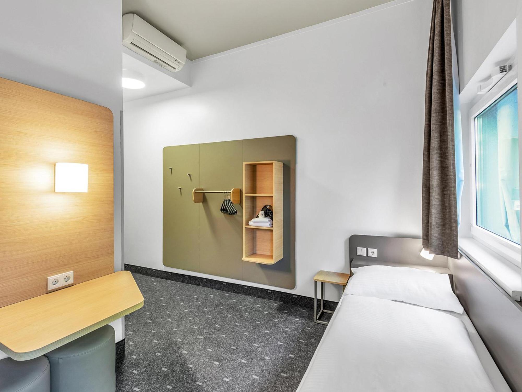 B&B Hotel Hamburg-Harburg Экстерьер фото